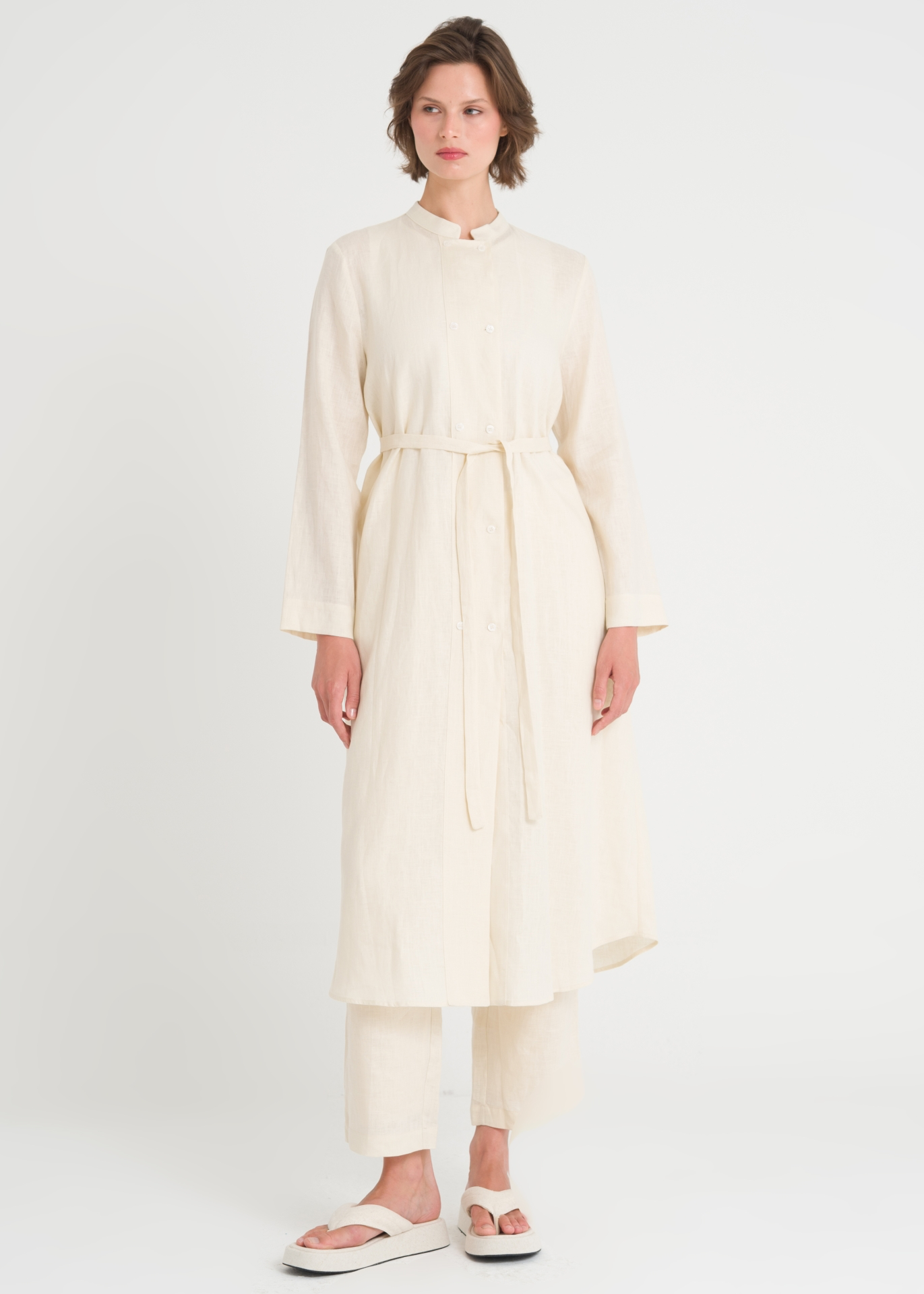 buttercream-linen-overlapping-button-top