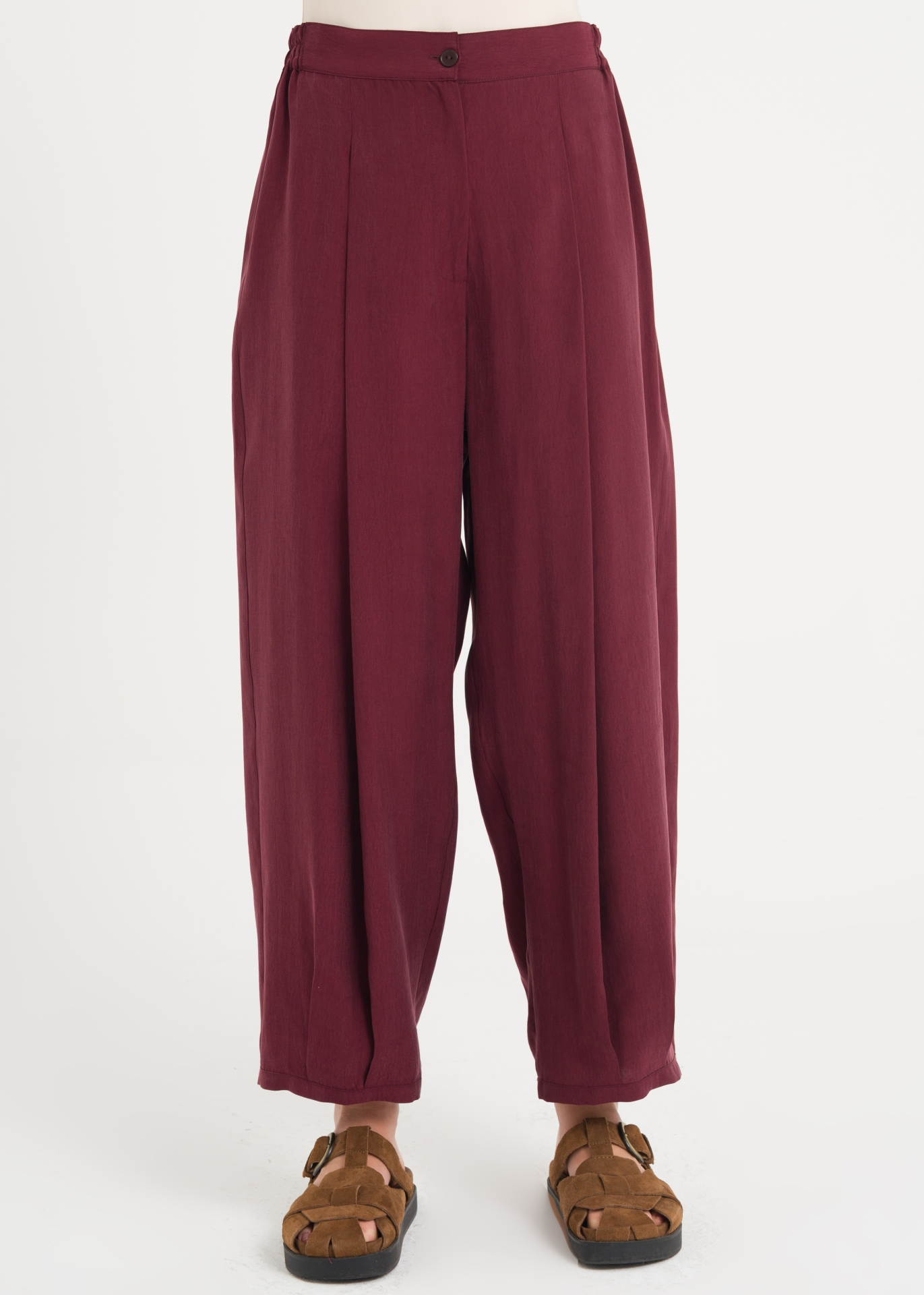 scarlet-baggy-long-pants
