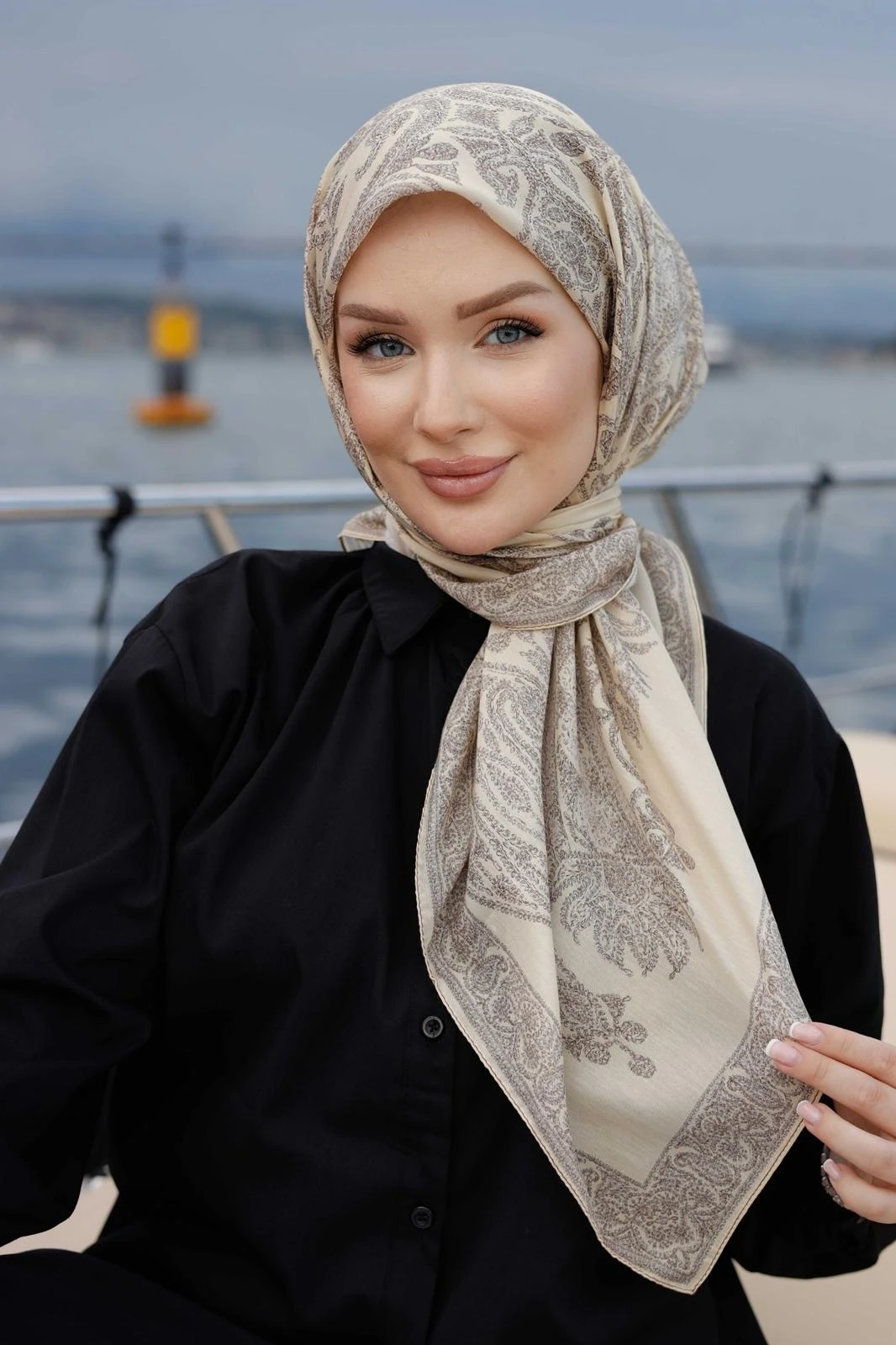 beige-rania-cotton-scarf-siyane-collection